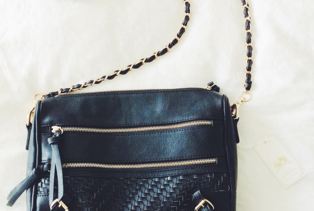 Urban Expressions Crossbody Purse