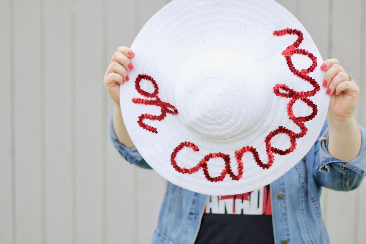 DIY Scripted Straw Hat 150th Canada Day Edition - Amidst the Chaos